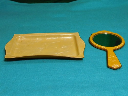 Vintage lyralin bakelite - lyralin,